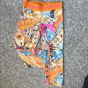 Nike Pro Tropical Print Leggings